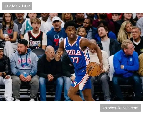 马克西三分纪录超越艾弗森 76人主场力克热火